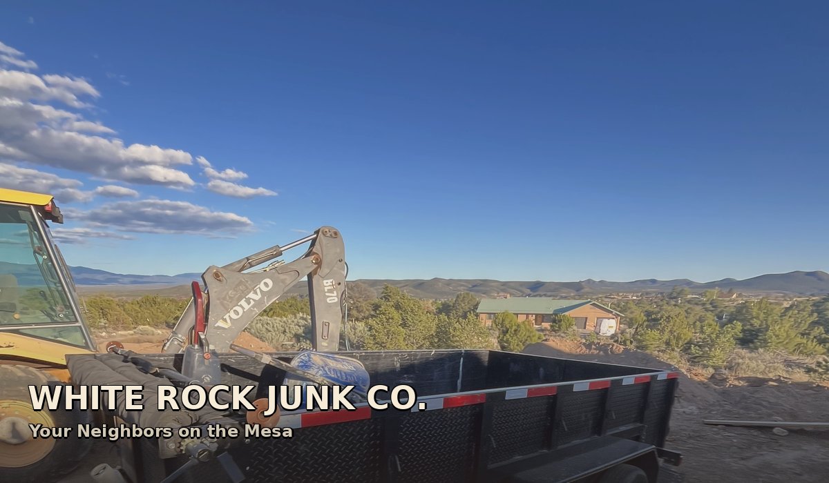 Professional junk removal service in White Rock NM — furniture hauling and estate cleanouts